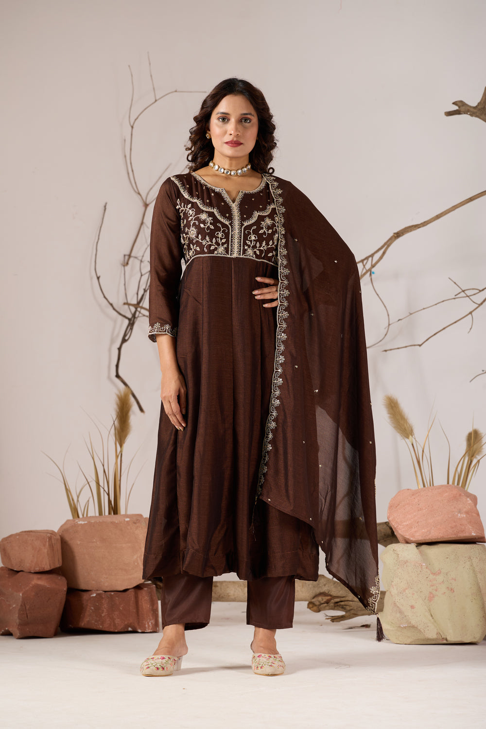 WOMEN'S ETHINIC WEAR